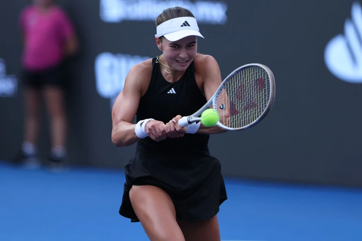 Ива Йович стала чемпионкой турнира WTA-500 в Гвадалахаре, одолев в финале Питон Стирнс