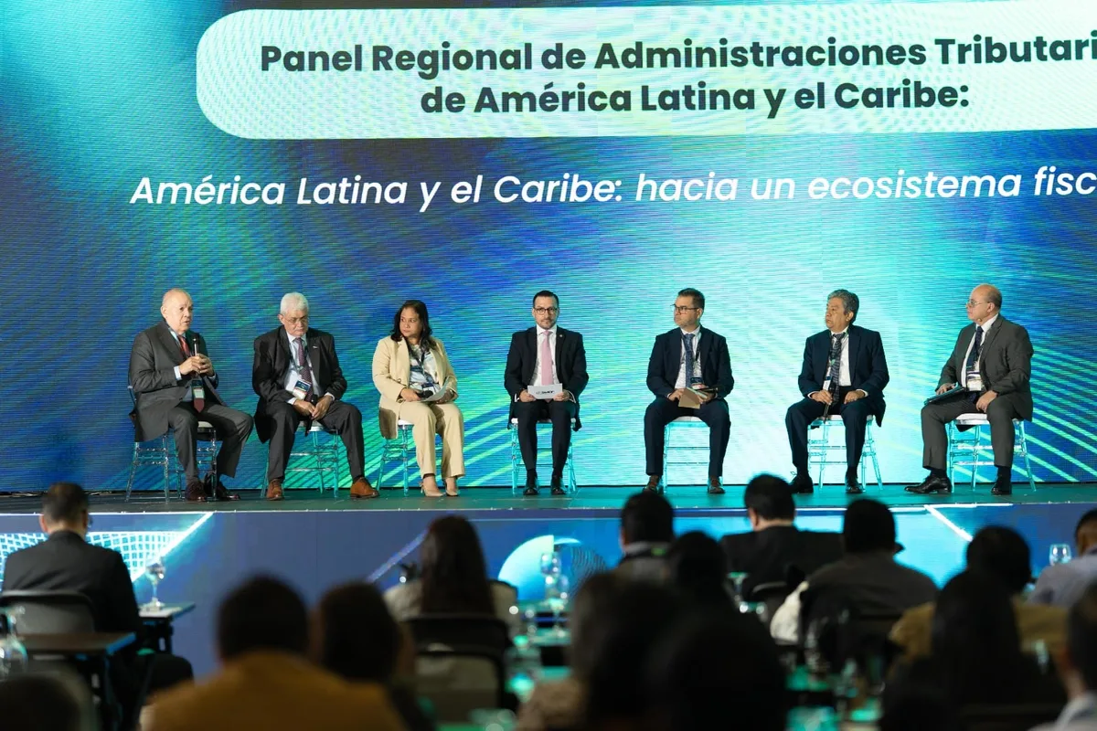 Antigua Guatemala reunió a más de 300 especialistas en el FEL Summit 2026 para analizar la transformación digital de los sistemas fiscales en América Latina
