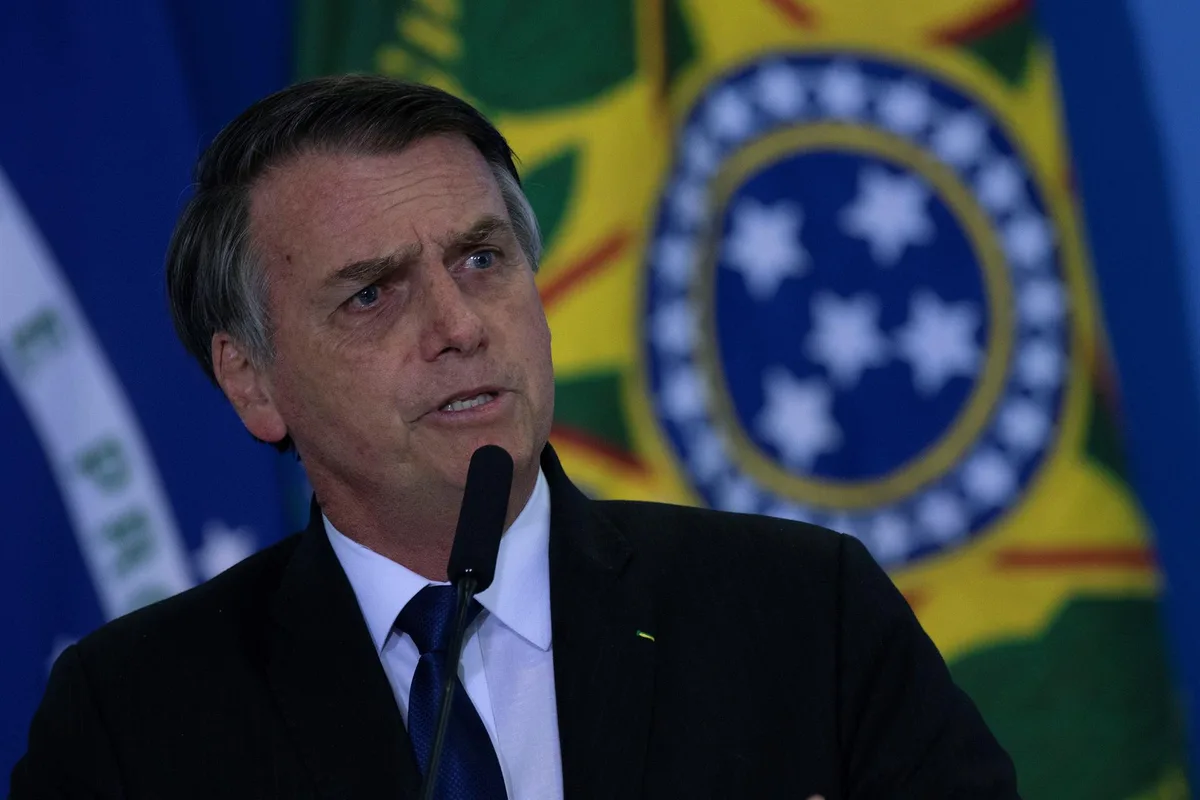 PF pede que Moraes decida destino de 10 armas apreendidas de Bolsonaro