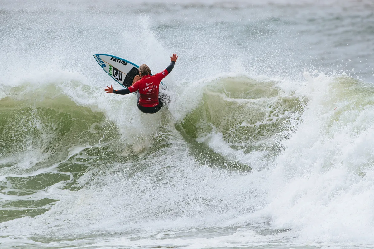 O momento “incrível” do surf feminino português
