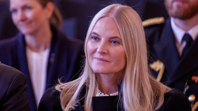 Mort de Harald V: Mette-Marit de Norvège, une nouvelle reine au destin cabossé