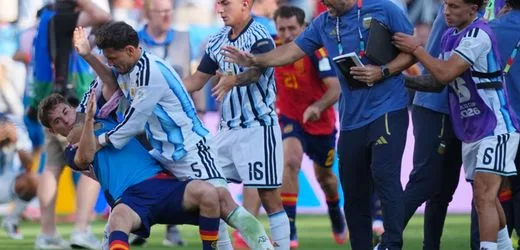 WM-Finale 2026: Argentiniens Leandro Paredes zehn Spiele gesperrt