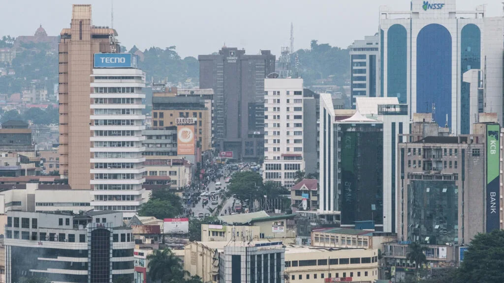 Ouganda: un ancien proche du chef de l’armée ougandaise, bientôt extradé aux Etats-Unis pour trafic d’armes