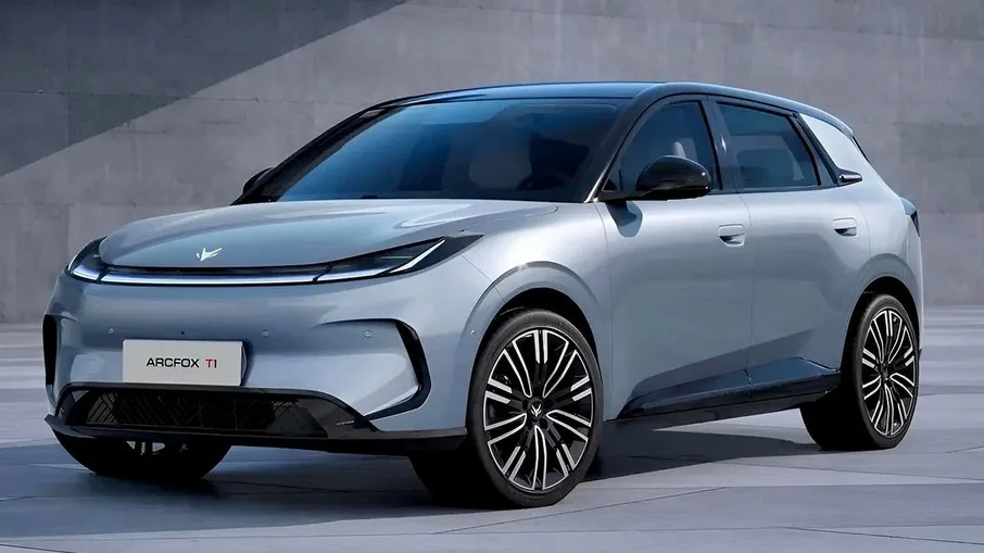 Arcfox T1 em teste no Brasil tem motor de 129 cv e autonomia de 450 km