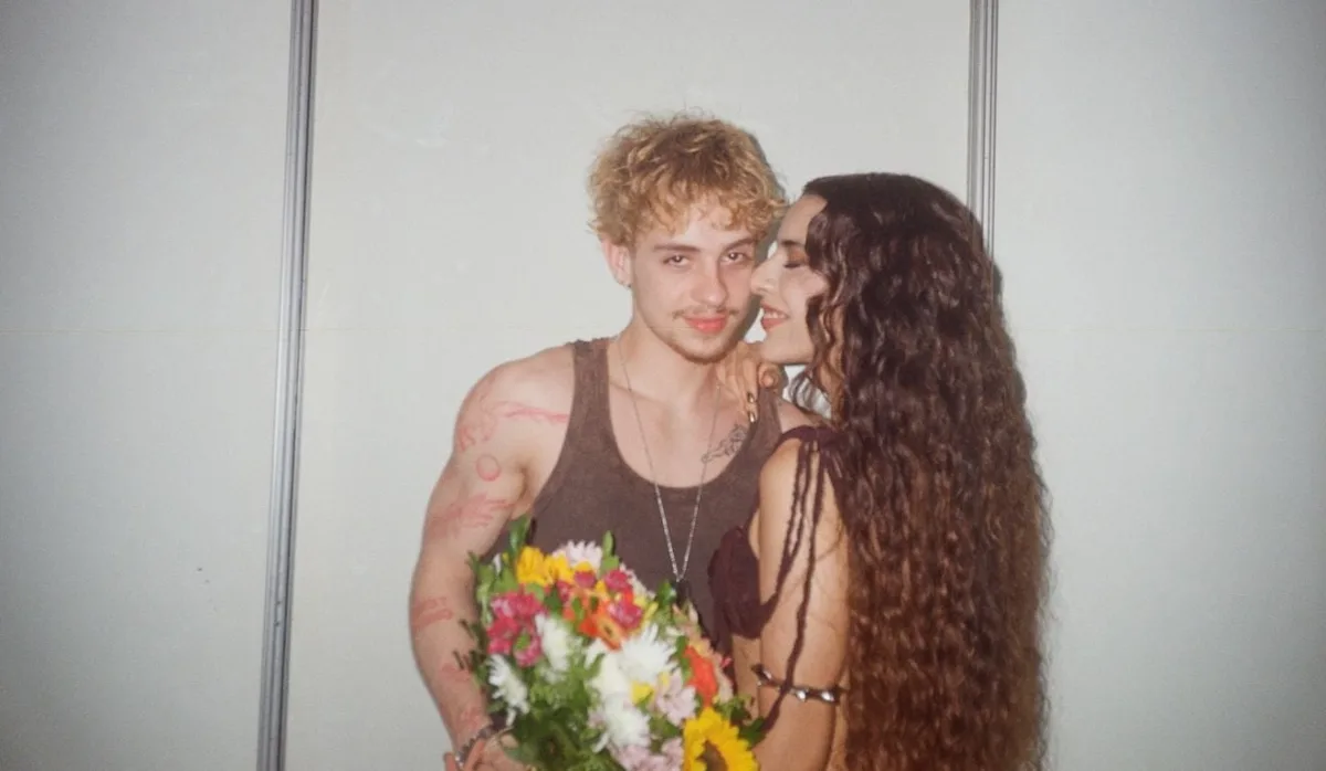 Juliano Floss anuncia fim de namoro de dois anos com Marina Sena