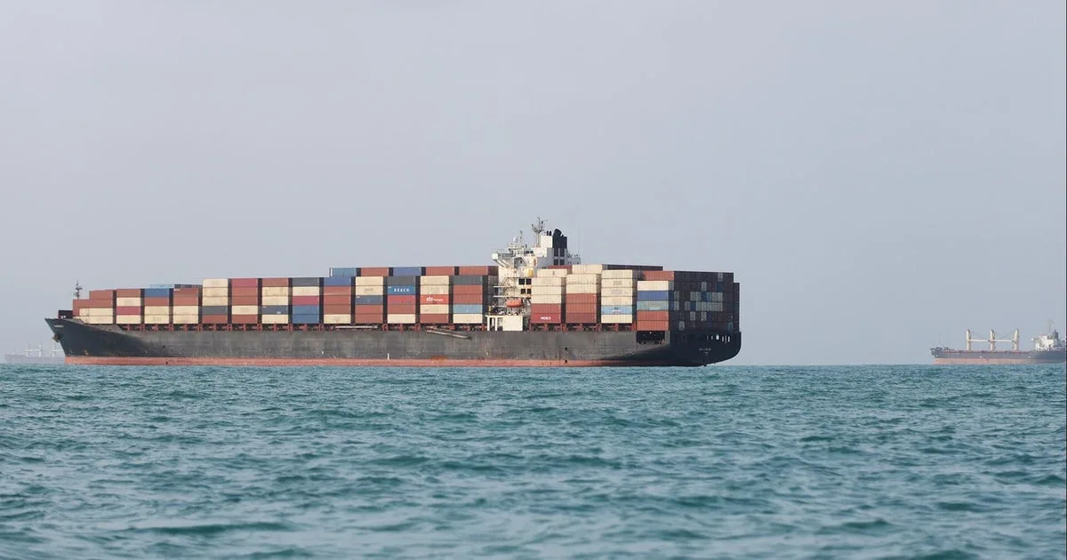 U.S. and Iran both claim control of Strait of Hormuz as questions grow about conflict's expansion
