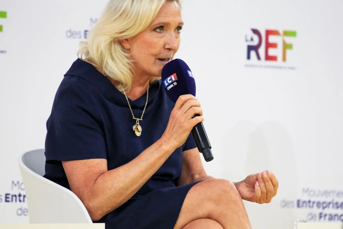 Présidentielle 2027 : Marine Le Pen en équilibriste sur son programme économique