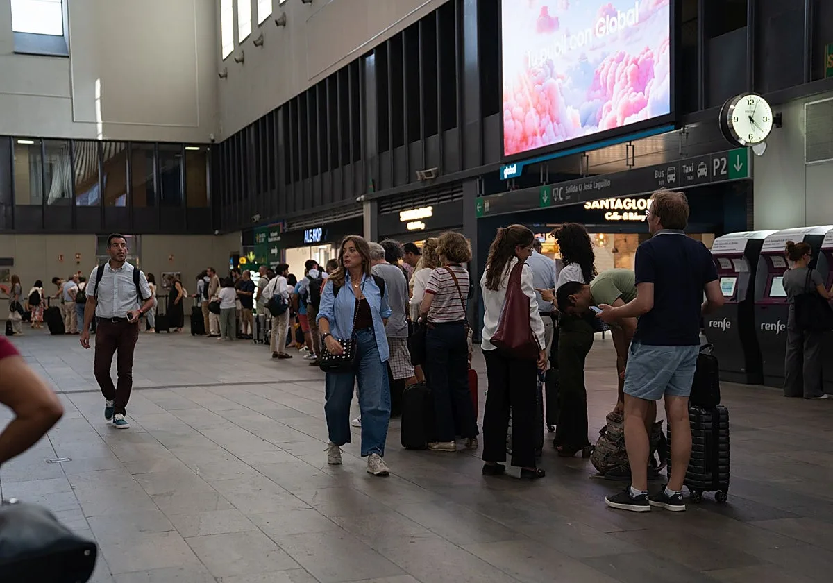 El caos ferroviario provoca una caída del 30% de viajeros en el AVE Madrid-Sevilla