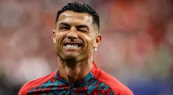 Ronaldo admite que a próxima época "poderá" ser a última como jogador