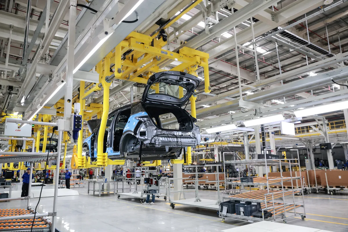 Las cámaras industriales no pueden seguir siendo sólo gestores ante el gobierno