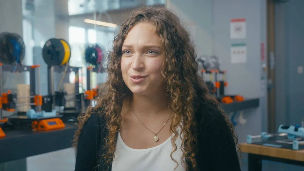 19-year-old Canadian student's invention helps people with cerebral palsy paint and write; sold in 25+ countries