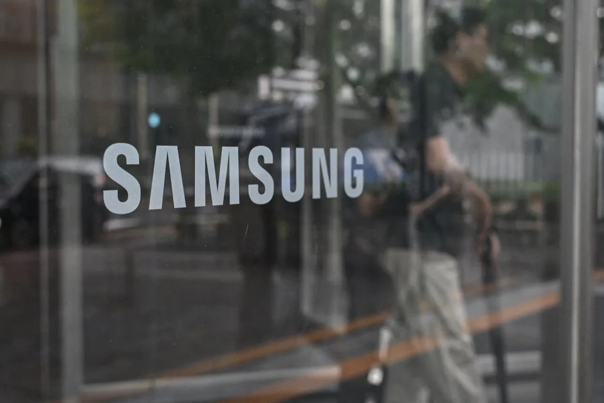 Samsung Electronics stock had its worst day in three weeks, and the other memory stocks are lower as well