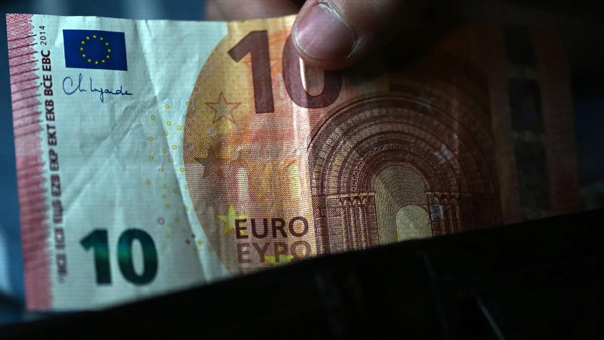 Kurios?: Banküberfall mit zehn Euro Beute - Prozess beginnt