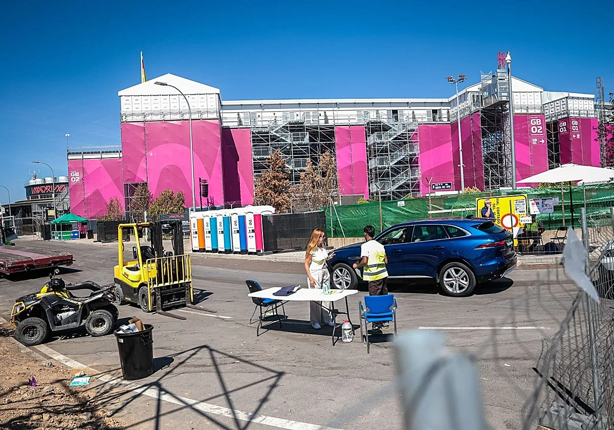 La odisea de desmontar Madring en 7 días: indulto a la Monumental y repintado de Ifema