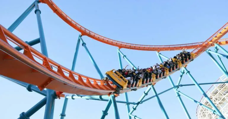 Six Flags. Um morto e vários feridos em montanha-russa