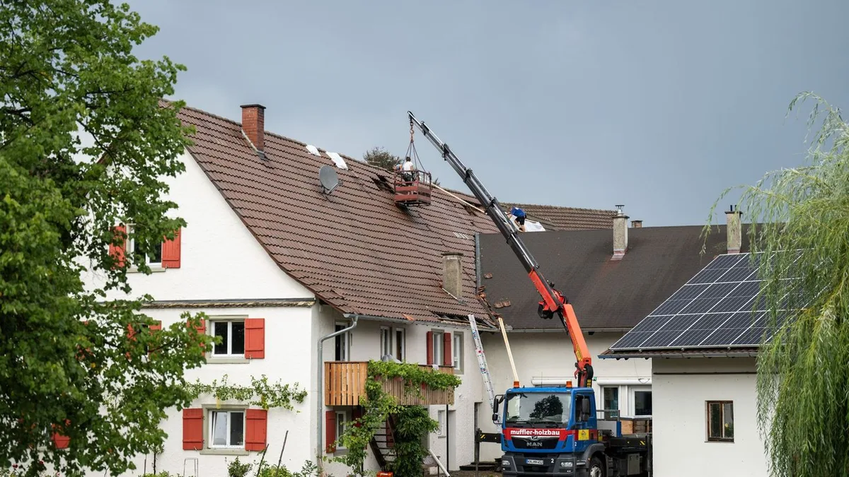 Ortsteil gesperrt: Ein Mensch verletzt nach Unwetter über Singen