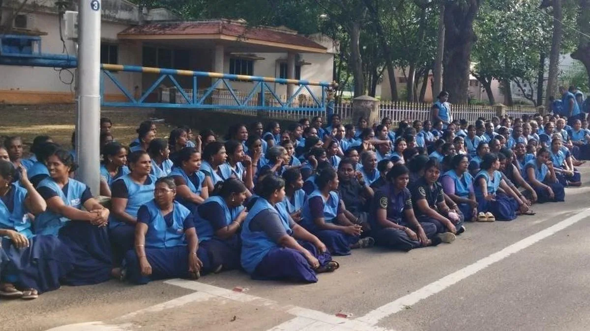 Sanitation workers strike work, stage dharna on hospital premises in Kanniyakumari