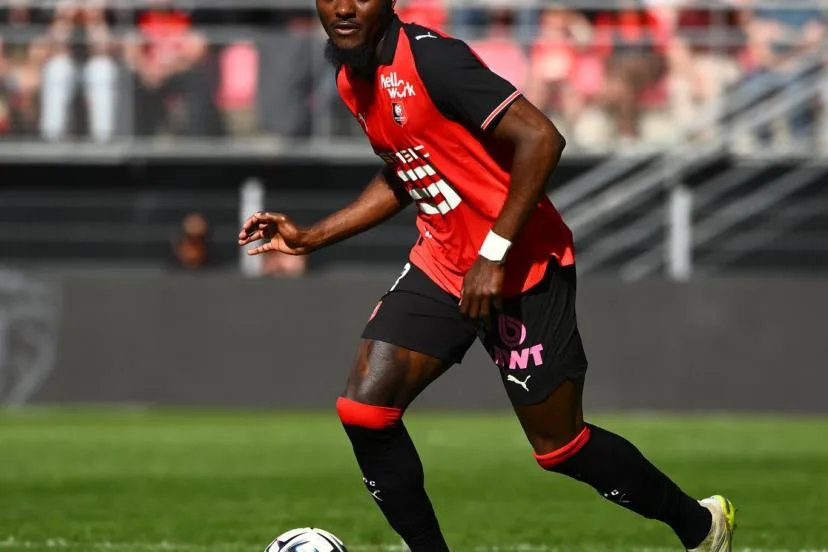 Mercato : Lilian Brassier quitte Rennes et s'engage avec l'Eintracht Francfort