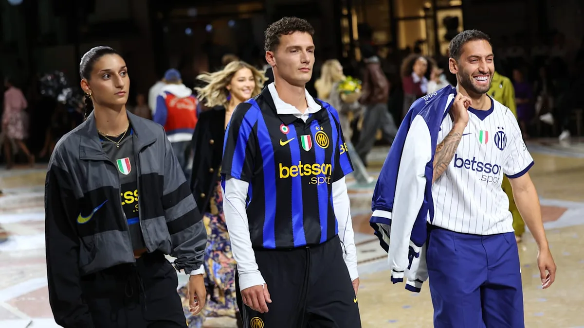 Überraschung auf der Fashion Week - Ex-Bundesliga-Stars feiern Laufsteg-Premiere
