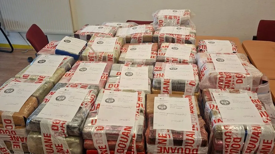 Les douaniers de Bourgogne saisissent 231 kilos de cocaïne dans la climatisation d'un camion