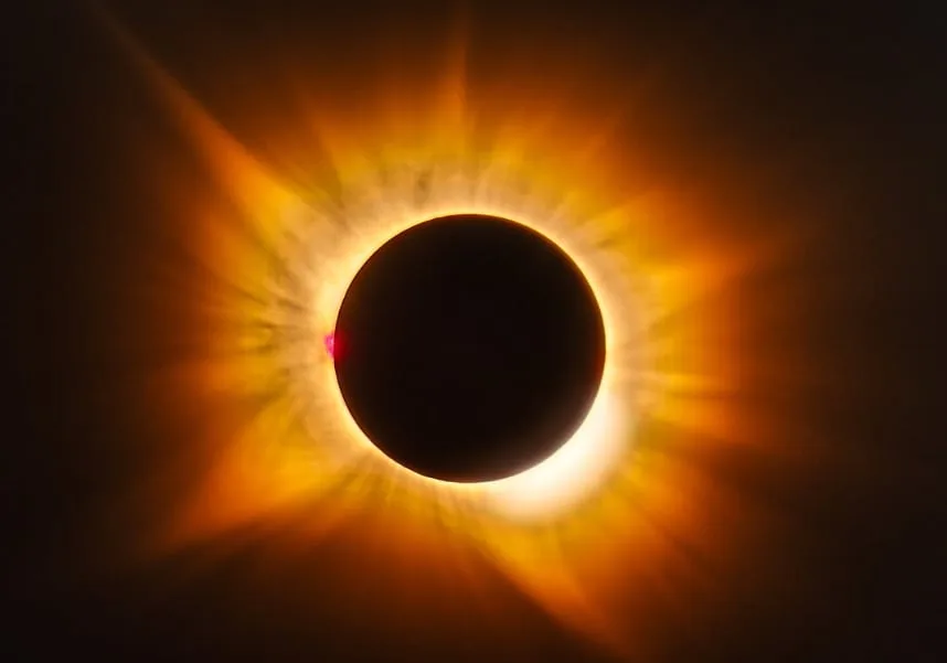 Nuevas imágenes inéditas de la NASA sobre el eclipse