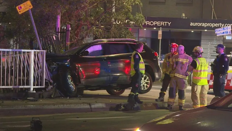 Police chase ends in crash
