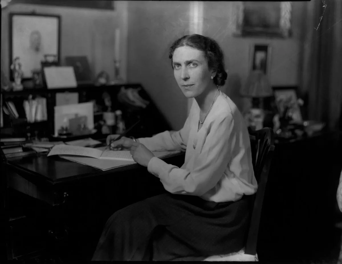 "Ladies impitoyables" : les drôles de dames des lettres anglaises
