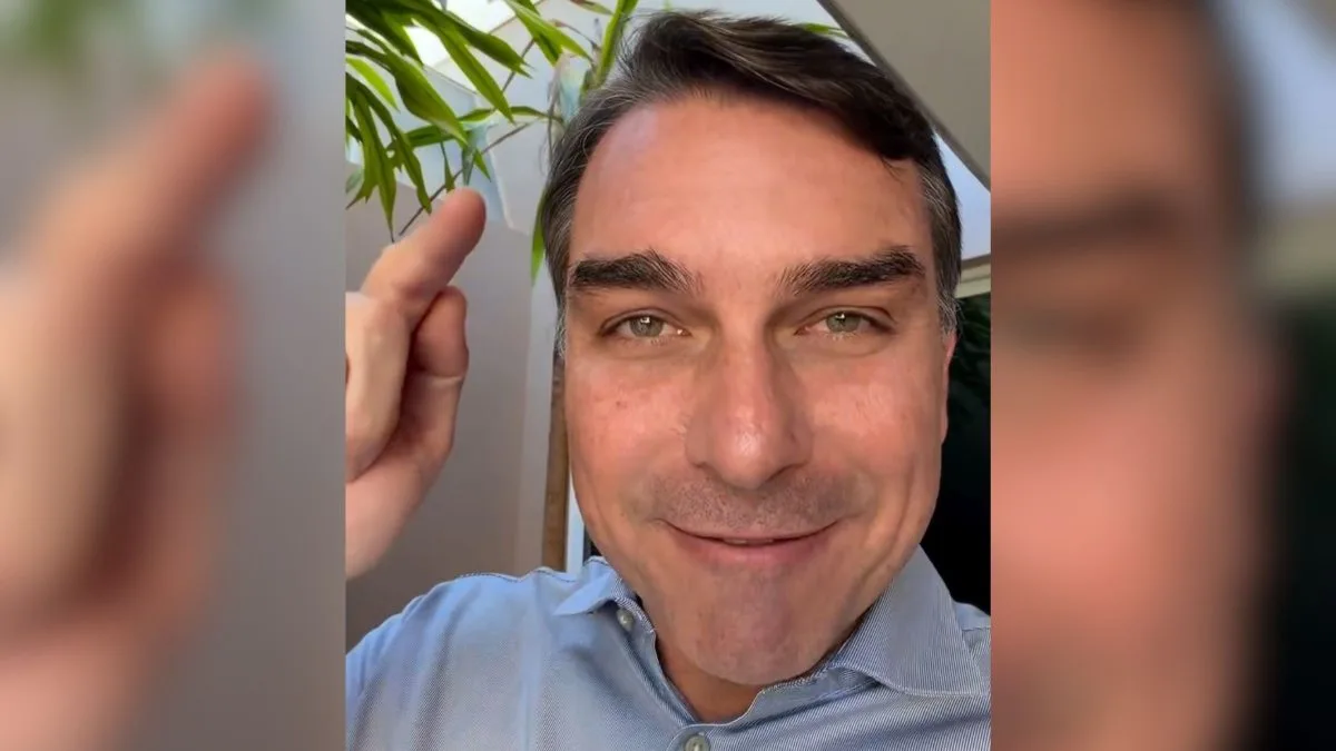 Flávio Bolsonaro reage à fraude em filiação no Missão: ‘O sistema vai tentar de tudo para me parar’