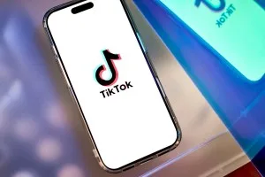 ANPD multa TikTok em R$ 153,7 mi por falhas no tratamento de dados de menores
