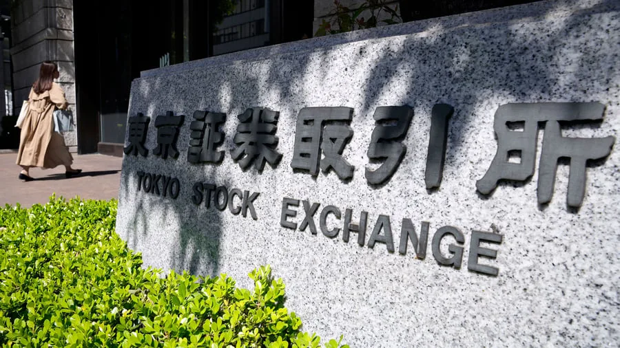 Nikkei, Yen, Hang Seng: Asiens Börsen vor Fed-Rede auf Richtungssuche – Nikkei legt zu
