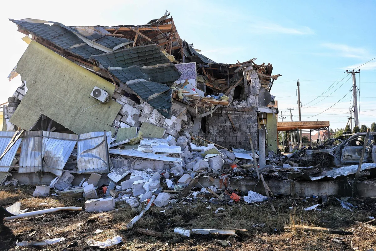Guerre en Ukraine : « nouvelles propositions » américaines ; Zelensky assure que la guerre va durer