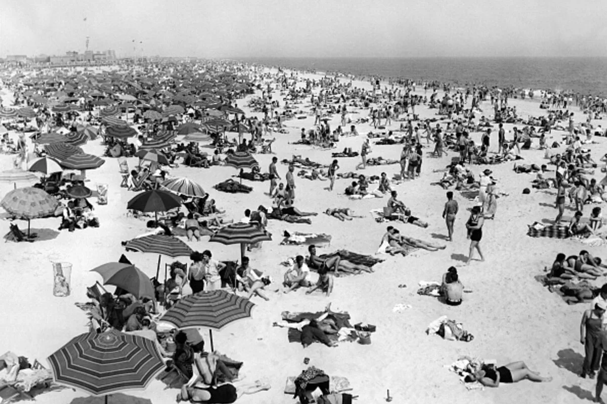 半ズボンで逮捕者も、異様に暑かった90年前の北米の「大熱波」