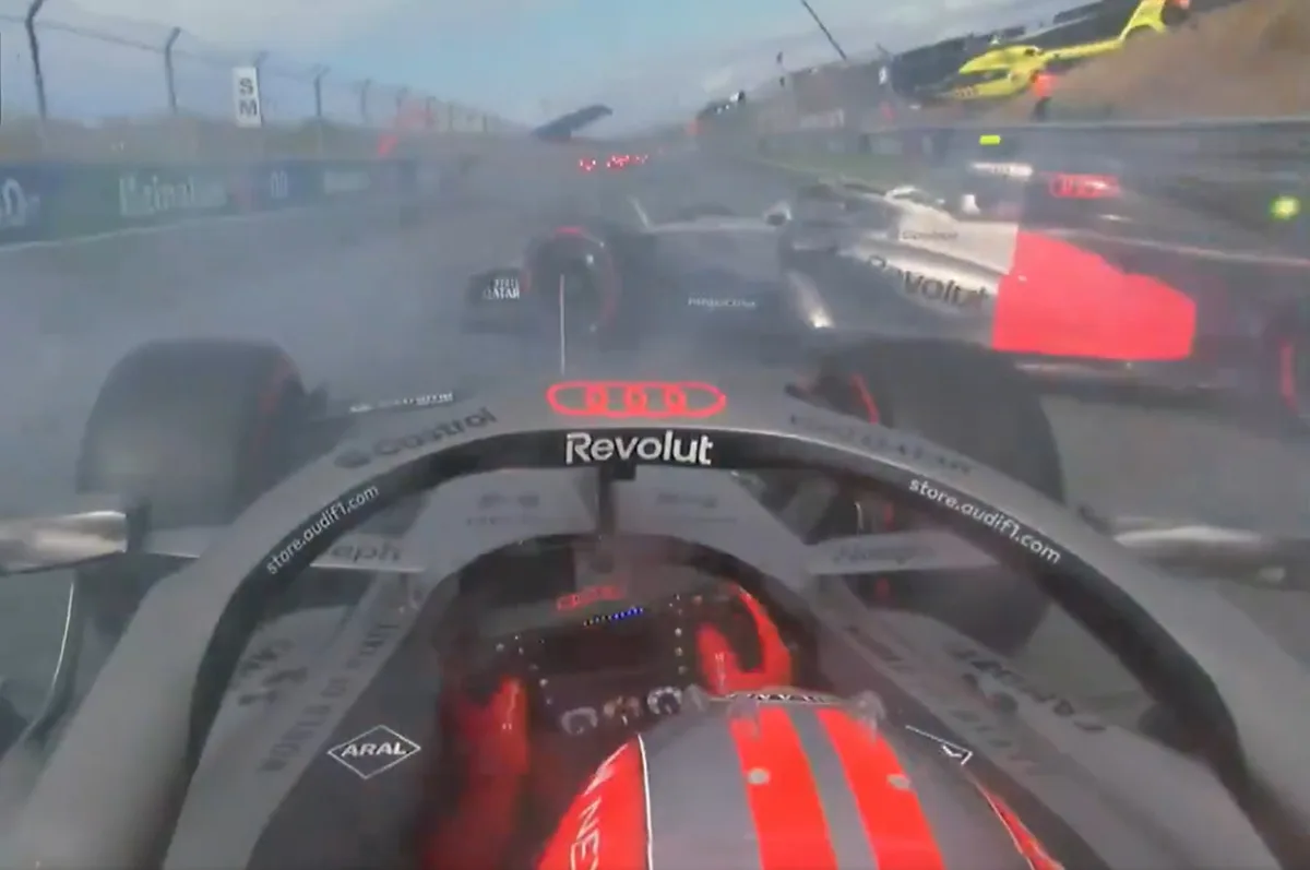 Câmera em carro de Hulkenberg mostra desvio impressionante para evitar batida em Bortoleto; assista