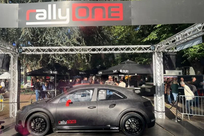 Made in Belgique, look de Porsche, un pilote français au volant : 4 choses à savoir sur Rally One, la première WRC27 dévoilée