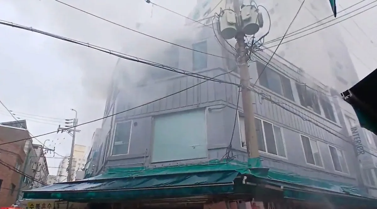 인천 부평 옷보관창고 화재 38분만에 완진…인명피해 없어