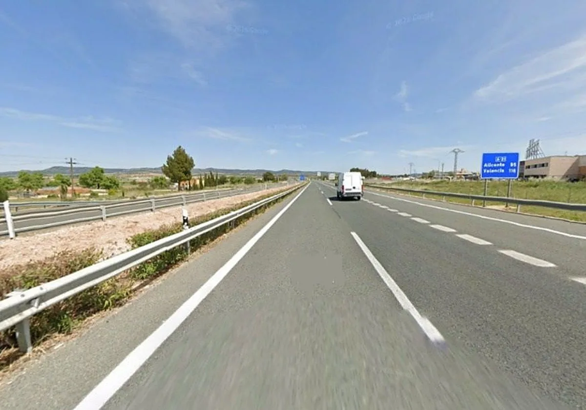 Auxiliado un menor que alertó de que viajaba con su madre contra su voluntad en Almansa (Albacete)