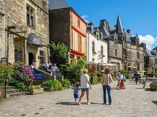 CARTE. Glace, hôtel, camping, sorties : voici combien coûtent vos vacances dans les terres à l’Ouest