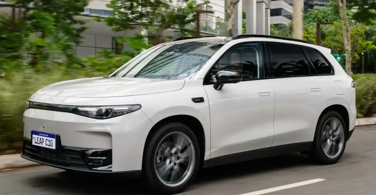 Carro elétrico como gerador? Acessório transforma veículo em "powerbank"