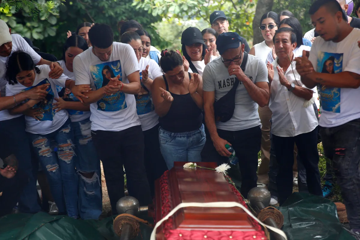 El último abrazo de Yenci: murió al proteger a sus hijos durante el terremoto en Colombia