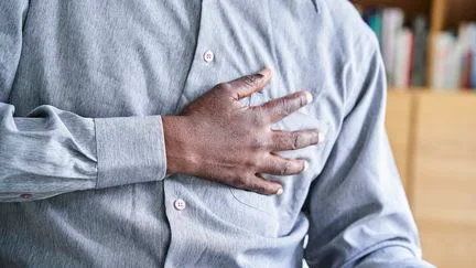 Arrêt de certains médicaments, traitement plus efficace… Deux études interrogent la prise en charge des patients qui viennent de faire une crise cardiaque