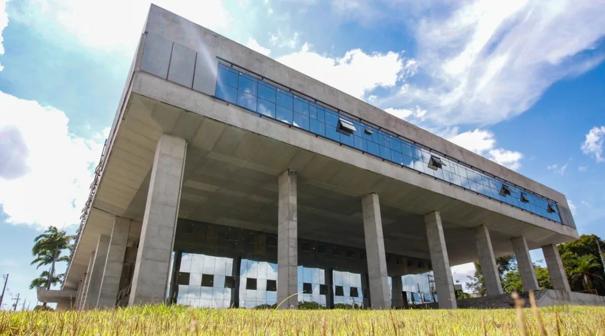 Tribunal de Justiça convoca 48 aprovados em concurso público realizado em 2022 no Ceará
