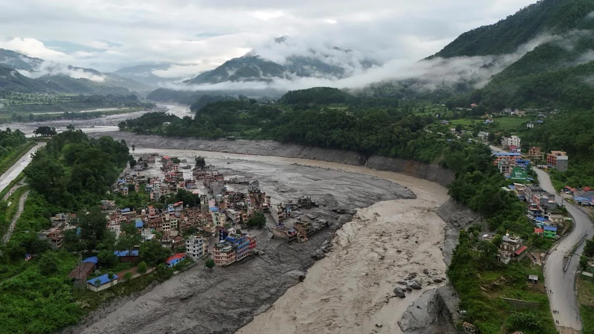 Exteriores pide colaboración ciudadana para localizar a cuatro españoles desaparecidos tras la riada de Nepal