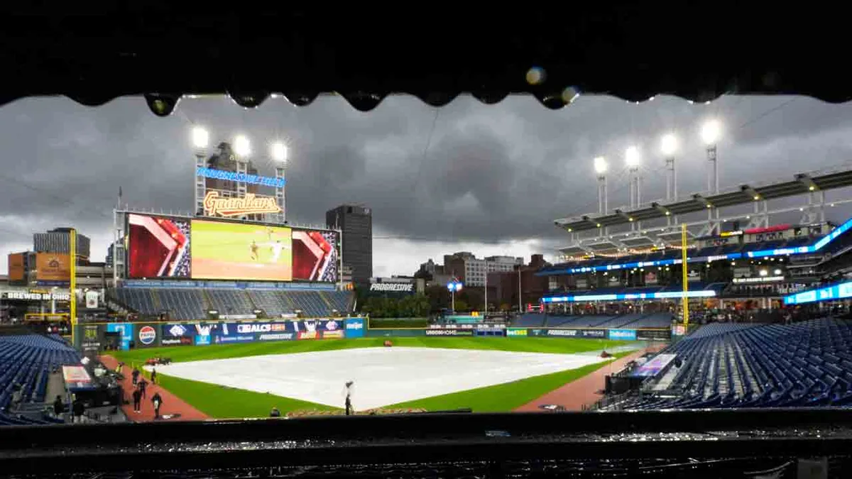 Game 4 of ALCS between Rays, Guardians to begin in rain delay