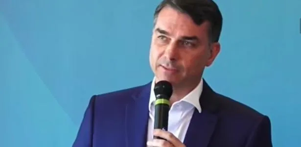 Campanha de Flávio rebate nota do Missão sobre filiação: 'Molecagem'