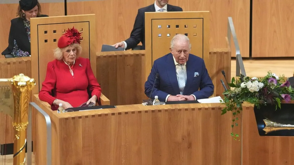 Wales: König Charles III. eröffnet Parlament unter Protesten