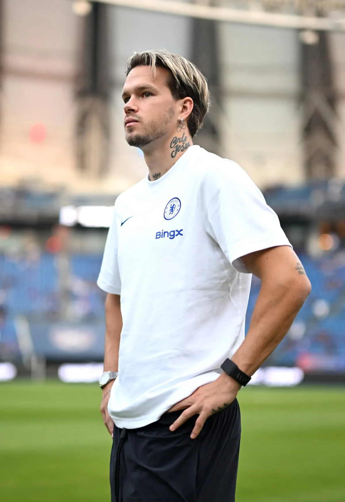 Xabi Alonso reveals Mykhailo Mudryk transfer plan as Chelsea field offers