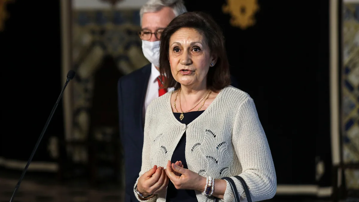 Lucinda Dâmaso lembra Soares e Sá Carneiro no congresso da UGT e pede que “princípios e valores” sejam preservados