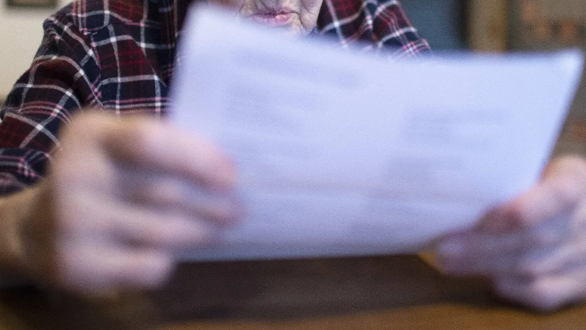 Walter (76) hat Schmerzen beim Gehen – für 10-minütigen Arzttermin soll er 1733 Euro zahlen