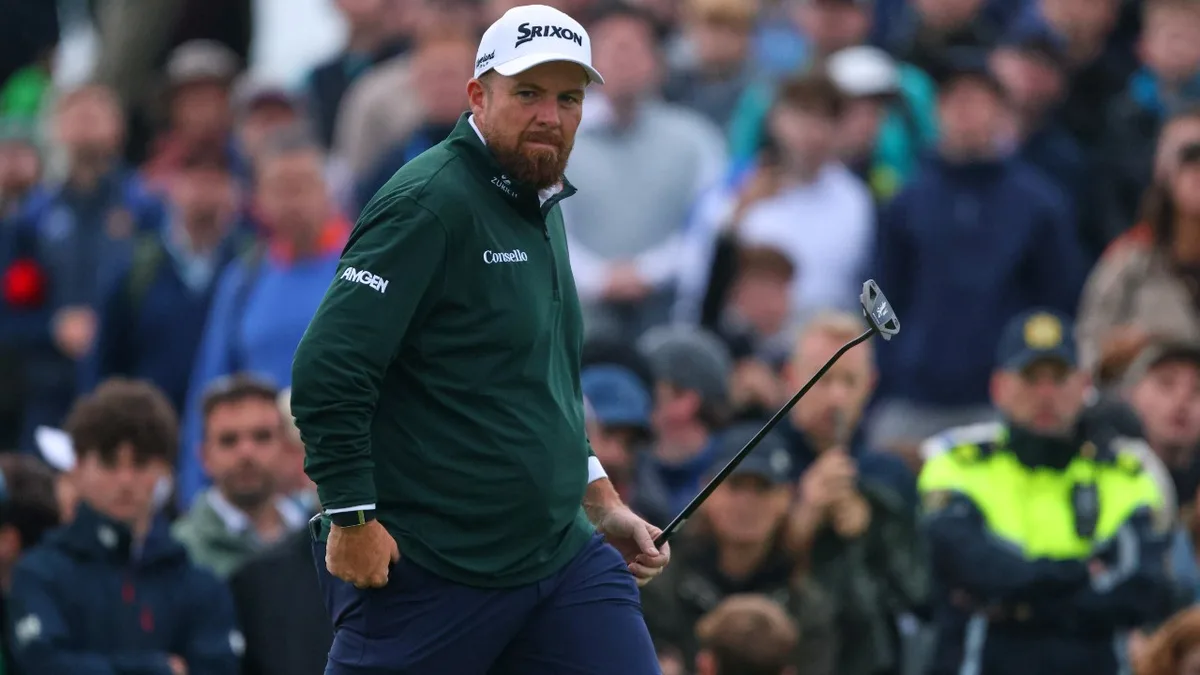Lowry one-putts every green on back nine, builds four-shot lead at Irish Open