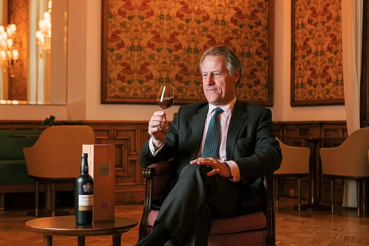 Adrian Bridge: É preciso pagar "às pessoas para arrancarem as vinhas"